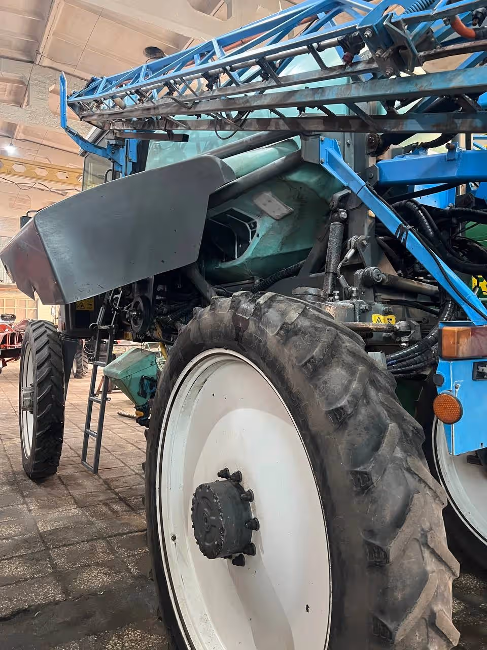 Ремонт бочки обприскувача Berthu Raptor 4200